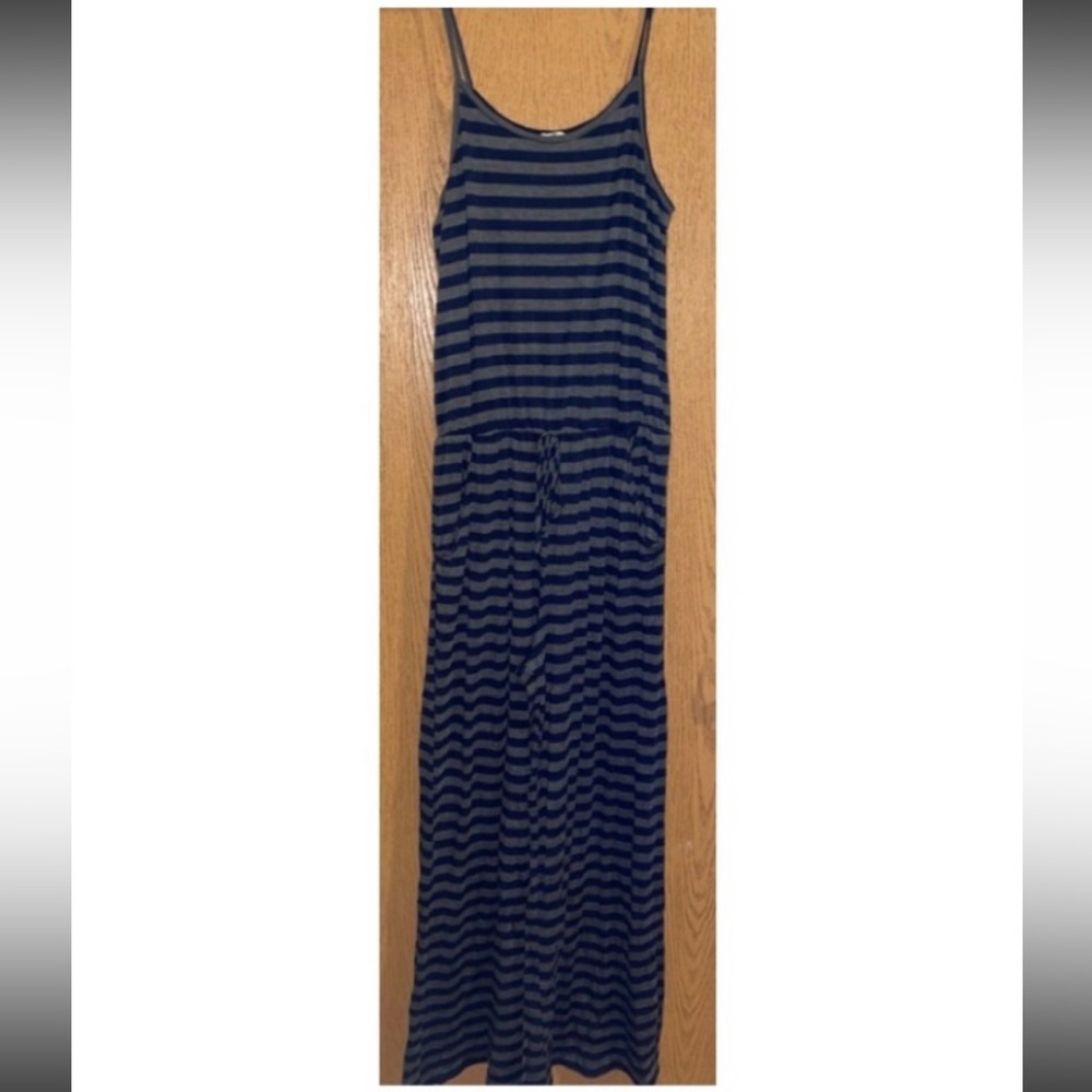 SALE🎈NWOT NEVER WORN! SUPER SOFT HAS POCKETS! ONE PEICE JUMPSUIT! - Picture 3 of 8